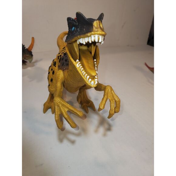 Lot Of 2 Dinosours With Sound And Light - Picture 5 of 5